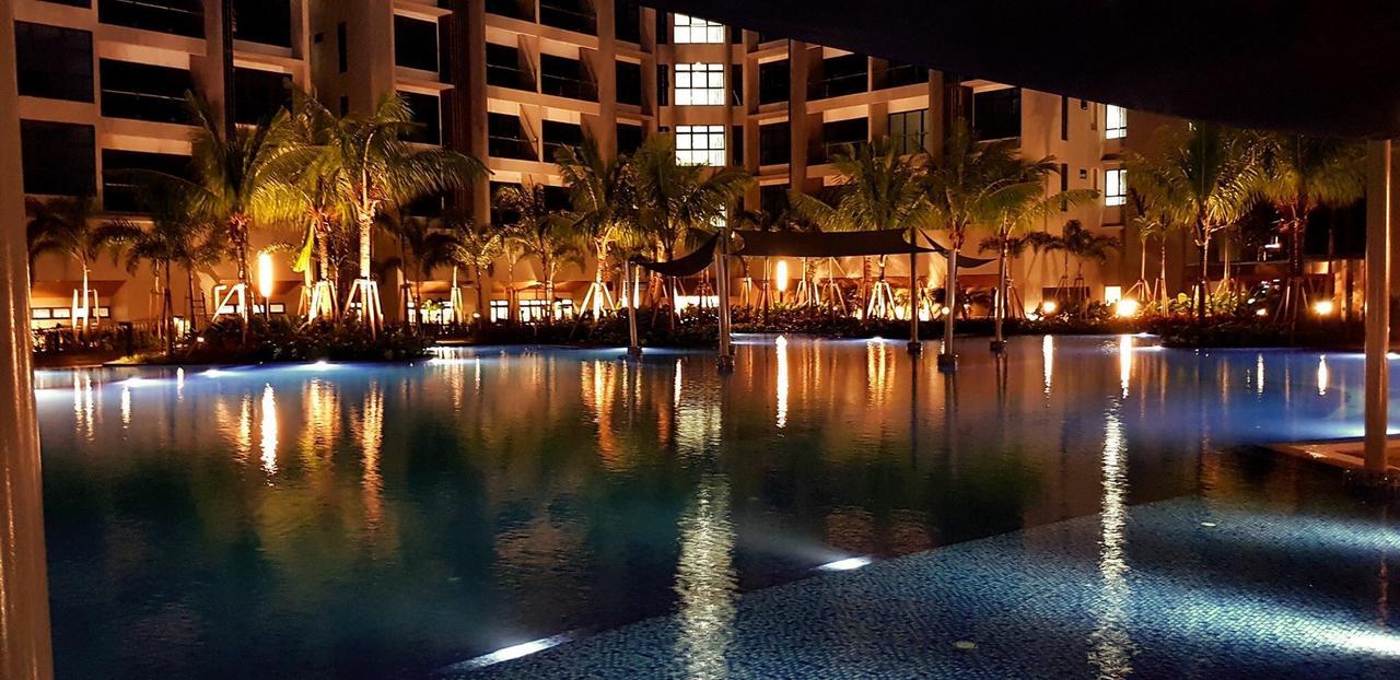 Barget And Lovely House At Atlantis Malacca Exterior photo